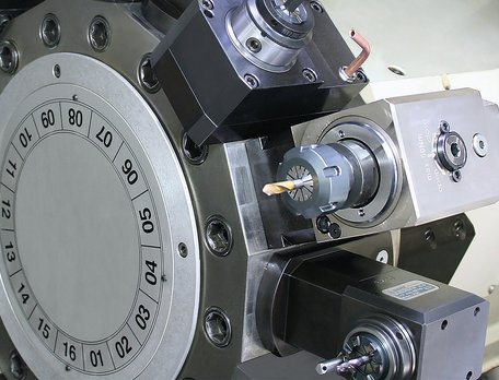 Driven tools on a star turret