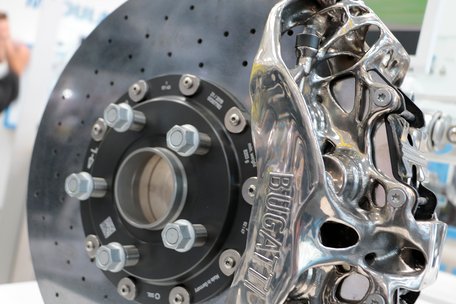 Bugatti Chiron brake caliper machining with BENZ SLIM WGX