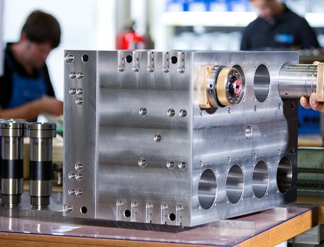 BENZ stationary multi-spindle heads for metal machining