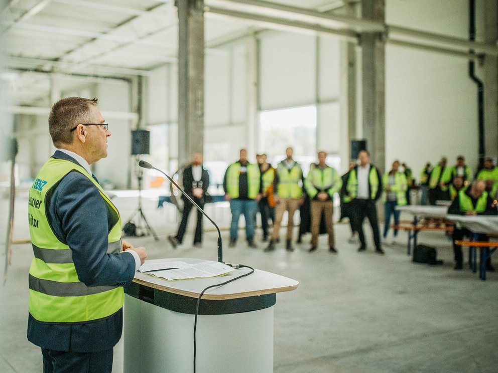 New building project ONEnewBENZ: CEO Martin Schreiber