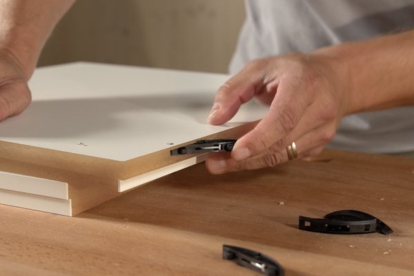 Step 4: insert the connector