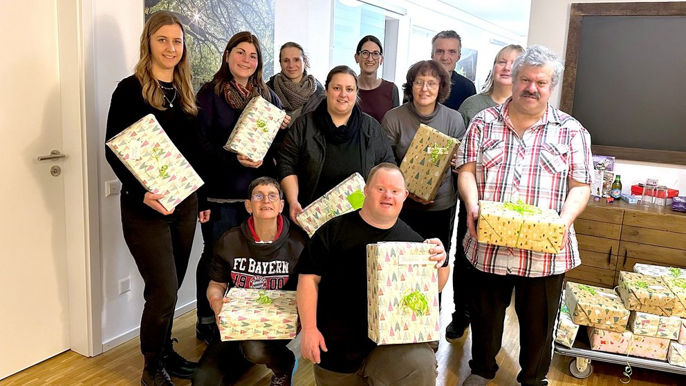 Christmas campaign for the needy together with Club 82 and Guglehupf Offenburg